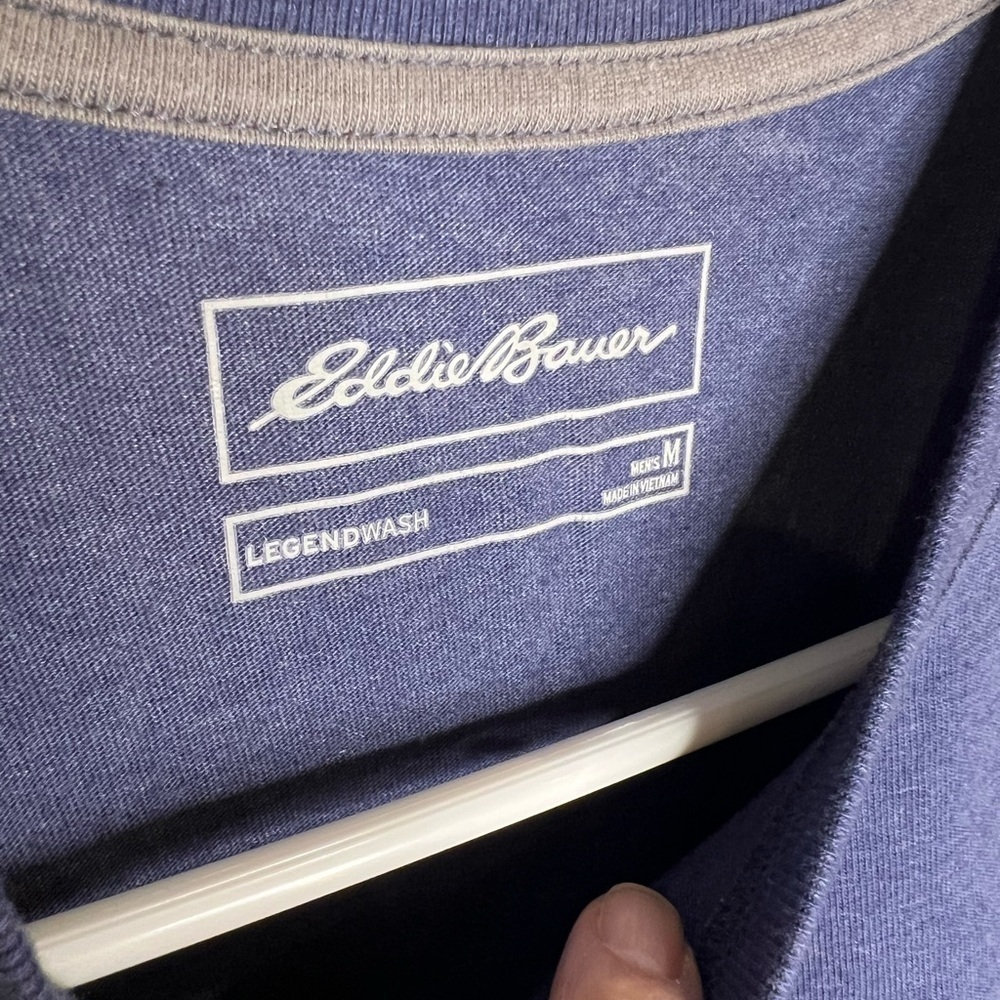 D18.13 Eddie Bauer Men's Legend Wash 100% Cotton Short-Sleeve Pocket T-Shirt M - Picture 4 of 4